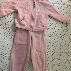 Gap Sweatsuit